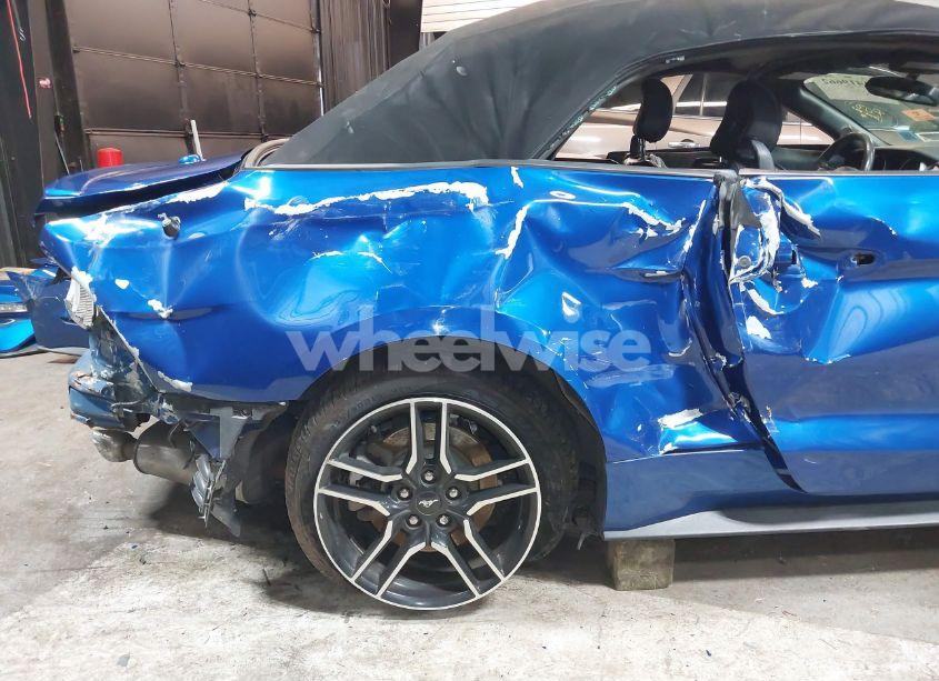 Photo 17 of 2018 Ford Mustang ECOBOOST PREMIUM (VIN 1FATP8UH1J5145243)