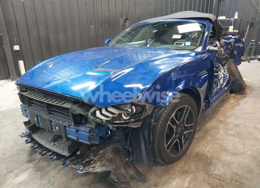 Photo 2 of 2018 Ford Mustang ECOBOOST PREMIUM (VIN 1FATP8UH1J5145243)