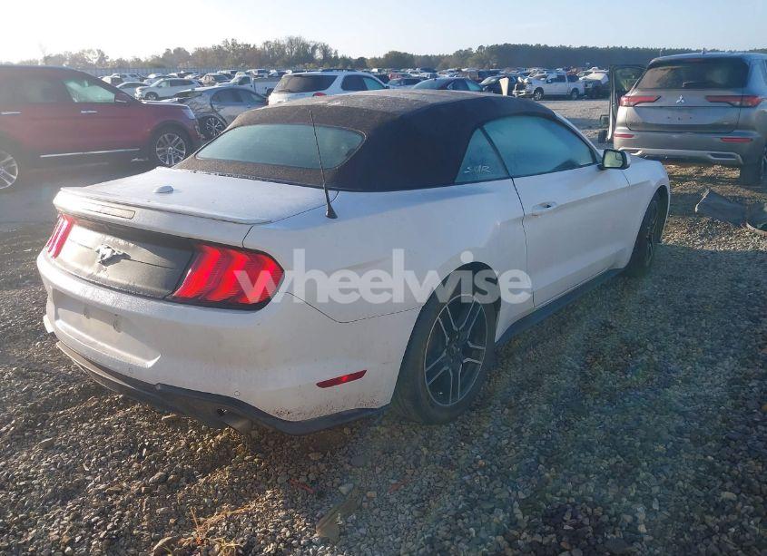 Photo 4 of 2020 Ford Mustang ECOBOOST PREMIUM (VIN 1FATP8UH1L5118952)