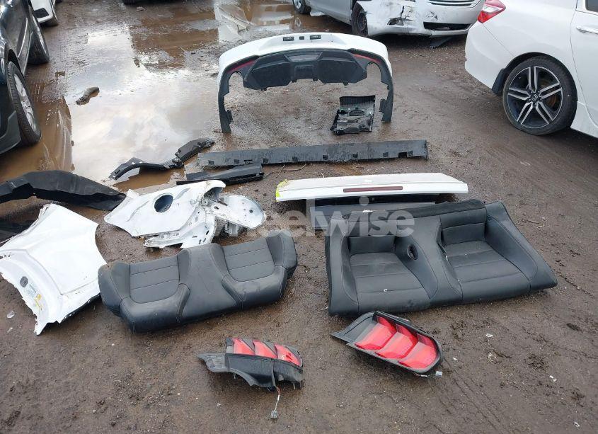 Photo 12 of 2021 Ford Mustang ECOBOOST PREMIUM (VIN 1FATP8UH1M5105376)