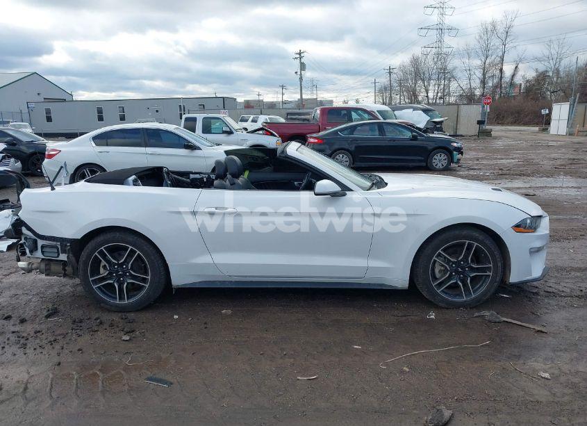 Photo 14 of 2021 Ford Mustang ECOBOOST PREMIUM (VIN 1FATP8UH1M5105376)