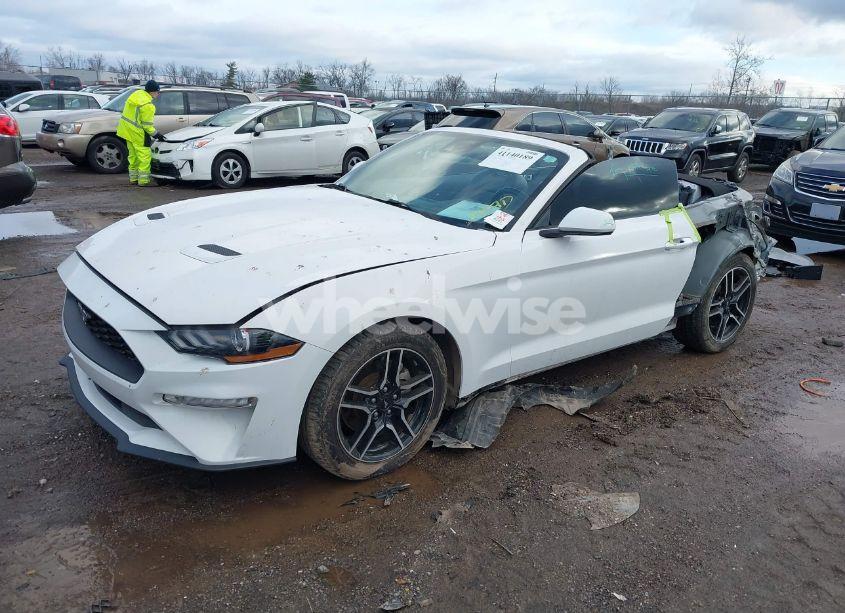 Photo 2 of 2021 Ford Mustang ECOBOOST PREMIUM (VIN 1FATP8UH1M5105376)