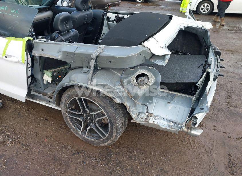 Photo 6 of 2021 Ford Mustang ECOBOOST PREMIUM (VIN 1FATP8UH1M5105376)