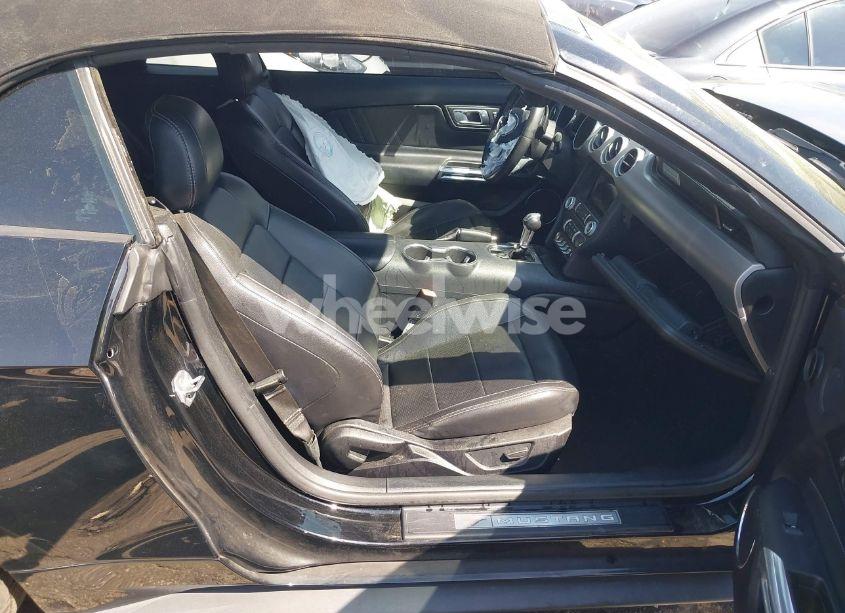 Photo 5 of 2021 Ford Mustang ECOBOOST PREMIUM (VIN 1FATP8UH1M5107287)