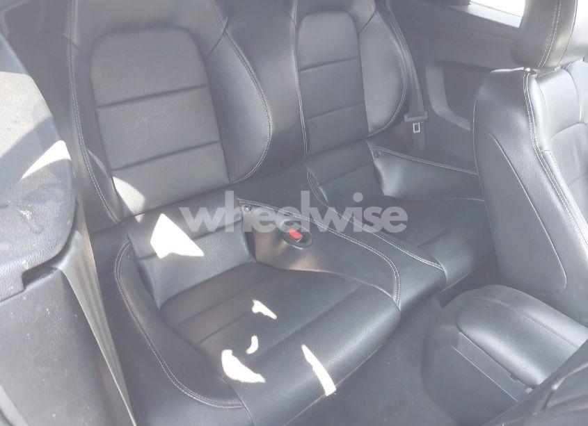 Photo 8 of 2021 Ford Mustang ECOBOOST PREMIUM (VIN 1FATP8UH1M5107287)