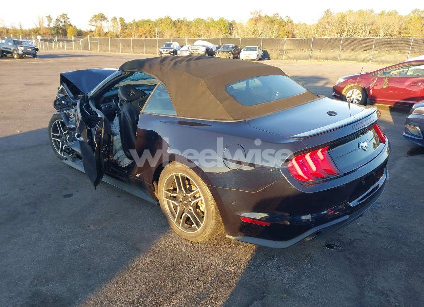 Photo 3 of 2021 Ford Mustang ECOBOOST PREMIUM (VIN 1FATP8UH1M5116099)