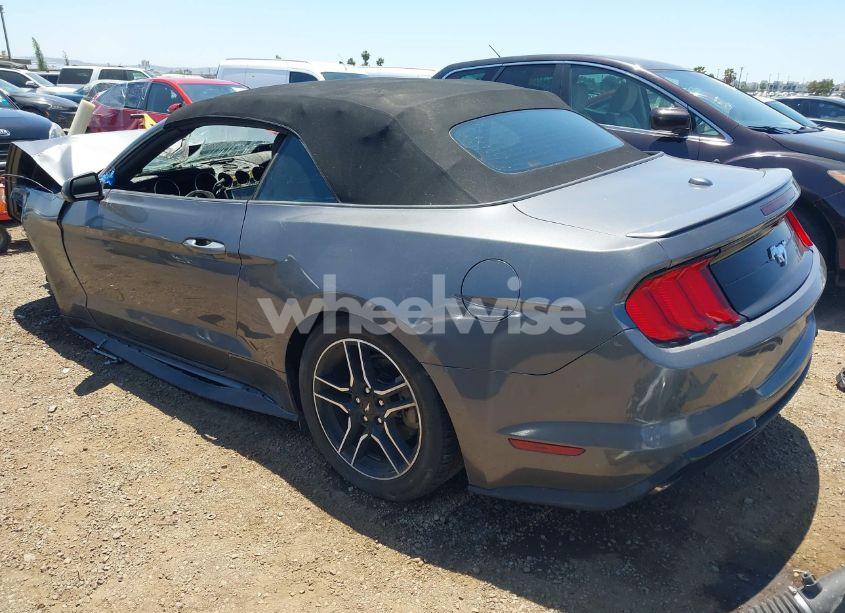Photo 3 of 2021 Ford Mustang ECOBOOST PREMIUM (VIN 1FATP8UH1M5123053)