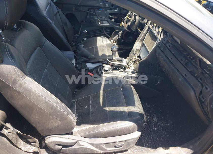 Photo 5 of 2021 Ford Mustang ECOBOOST PREMIUM (VIN 1FATP8UH1M5123053)