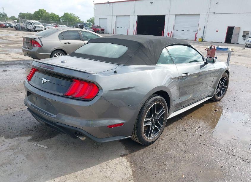 Photo 4 of 2022 Ford Mustang ECOBOOST PREMIUM (VIN 1FATP8UH1N5100535)