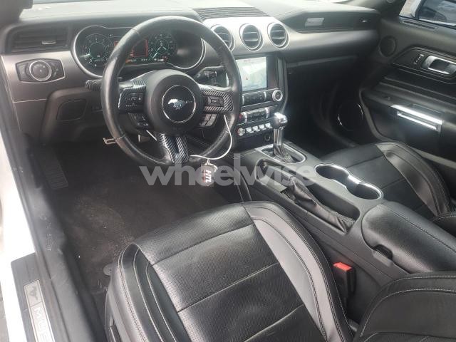 Photo 4 of 2022 FORD MUSTANG (VIN 1FATP8UH1N5120445)