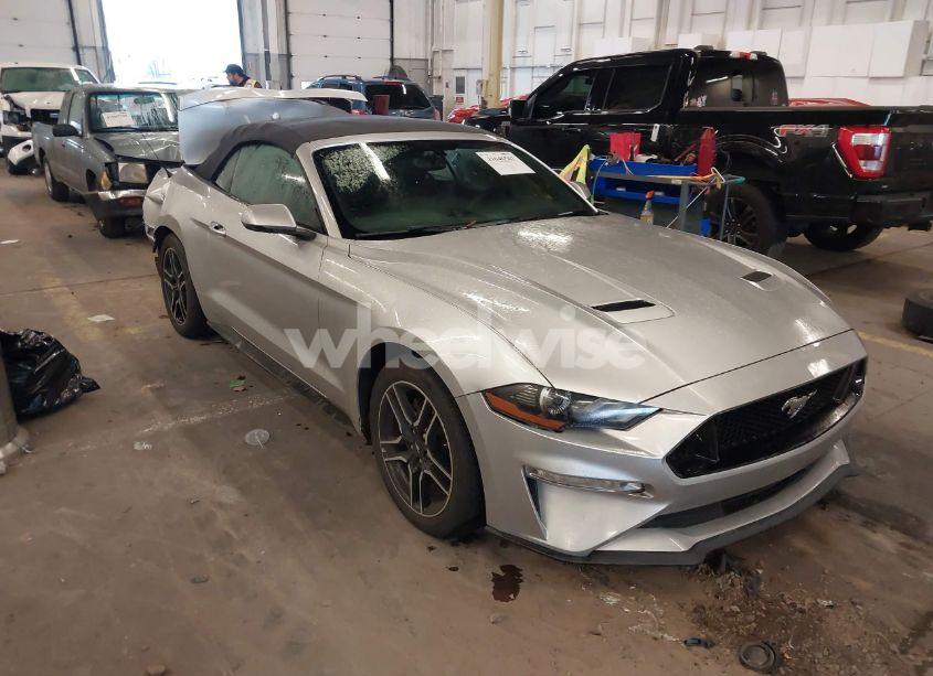 2019 Ford Mustang ECOBOOST PREMIUM (VIN 1FATP8UH2K5138609) main photo