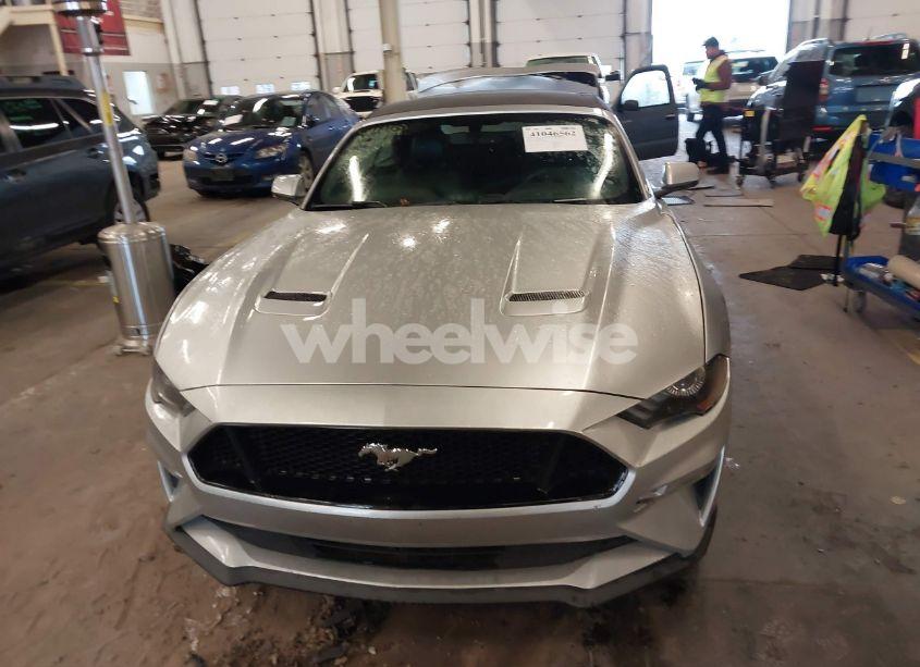 Photo 13 of 2019 Ford Mustang ECOBOOST PREMIUM (VIN 1FATP8UH2K5138609)