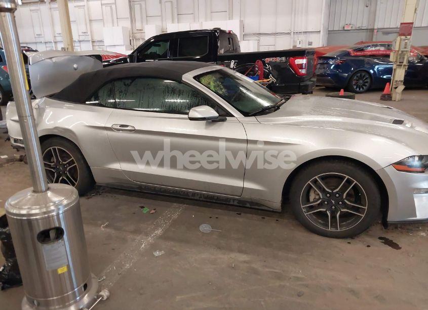 Photo 14 of 2019 Ford Mustang ECOBOOST PREMIUM (VIN 1FATP8UH2K5138609)
