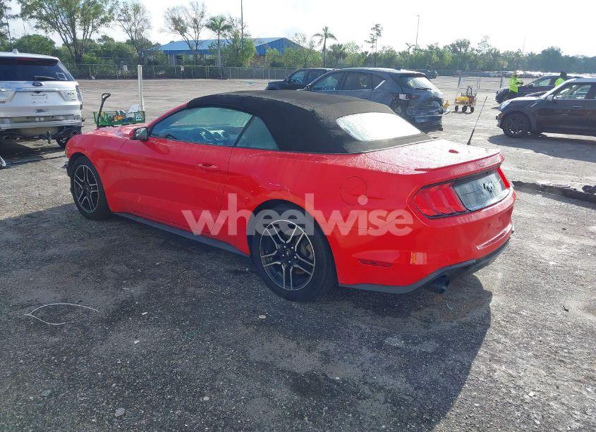 Photo 3 of 2020 Ford Mustang ECOBOOST PREMIUM (VIN 1FATP8UH2L5119804)