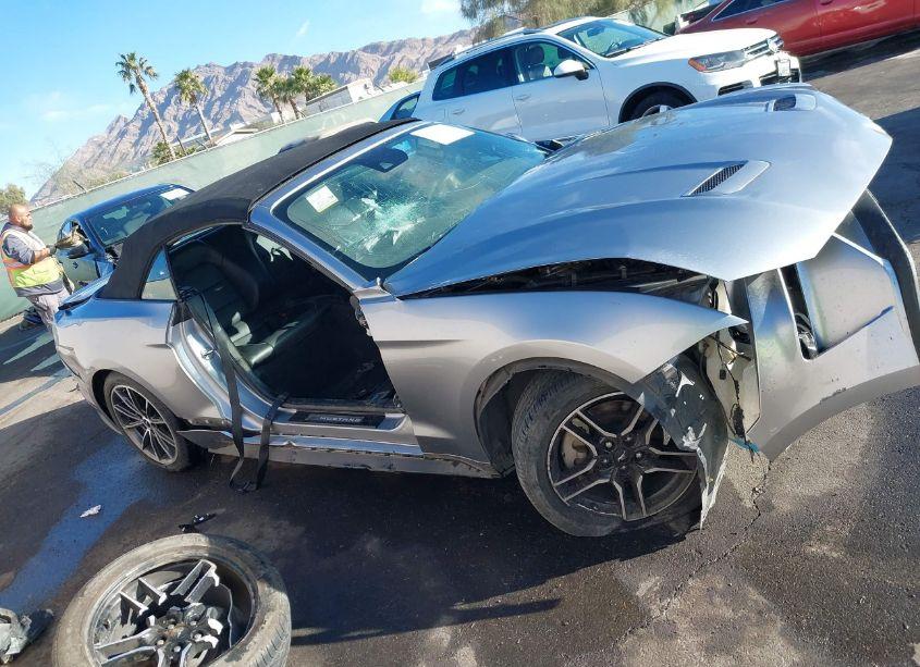 Photo 13 of 2022 Ford Mustang ECOBOOST PREMIUM (VIN 1FATP8UH2N5120390)