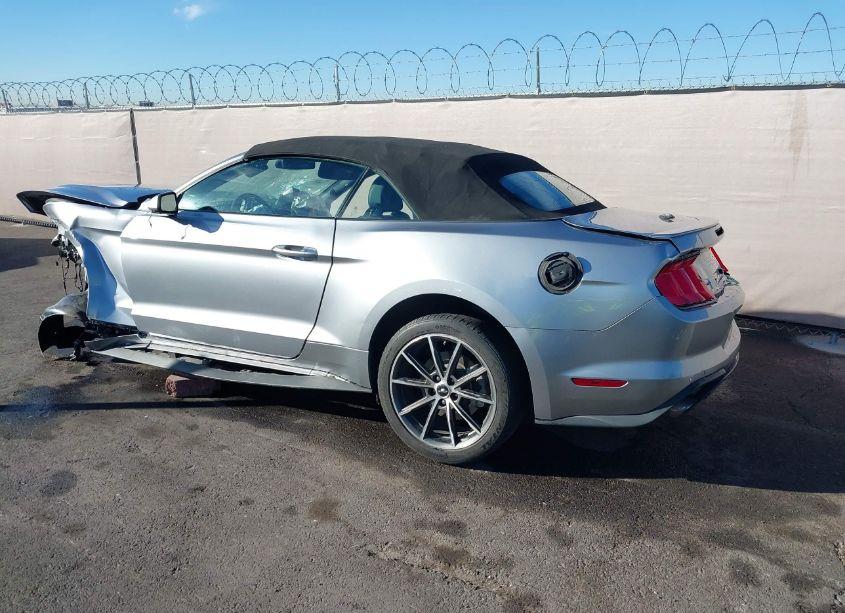 Photo 3 of 2022 Ford Mustang ECOBOOST PREMIUM (VIN 1FATP8UH2N5120390)