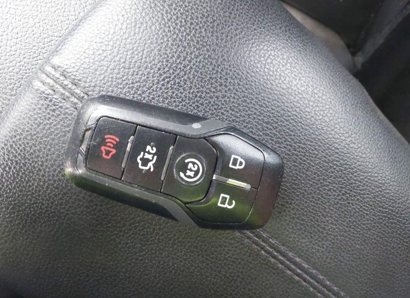 Photo 11 of 2017 Ford Mustang ECOBOOST PREMIUM (VIN 1FATP8UH3H5320313)