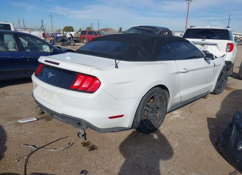 Photo 4 of 2018 Ford Mustang ECOBOOST PREMIUM (VIN 1FATP8UH3J5124118)