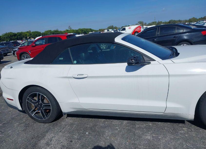 Photo 13 of 2022 Ford Mustang ECOBOOST PREMIUM (VIN 1FATP8UH3N5101914)