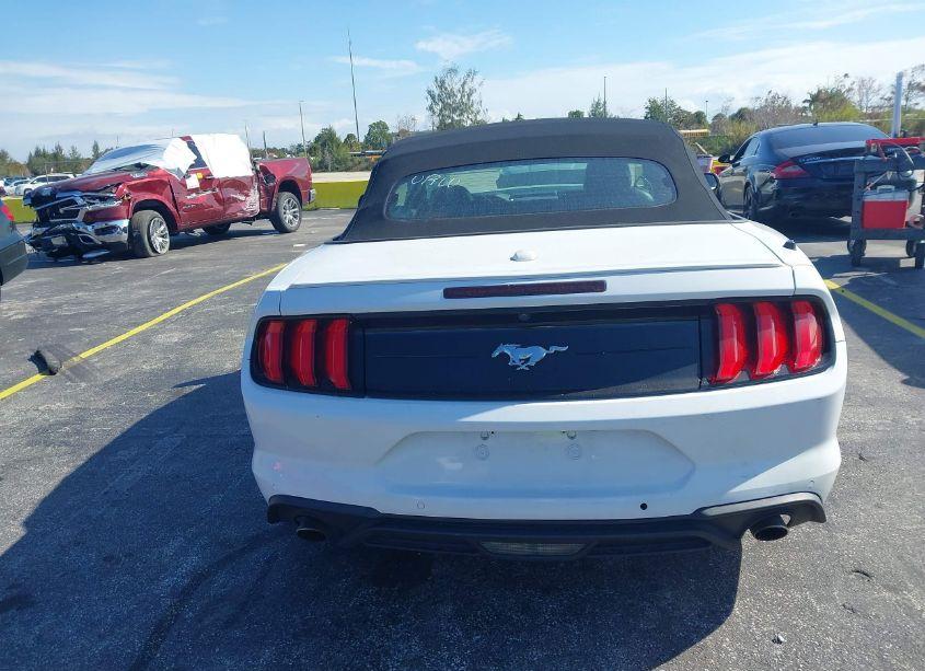 Photo 16 of 2022 Ford Mustang ECOBOOST PREMIUM (VIN 1FATP8UH3N5101914)