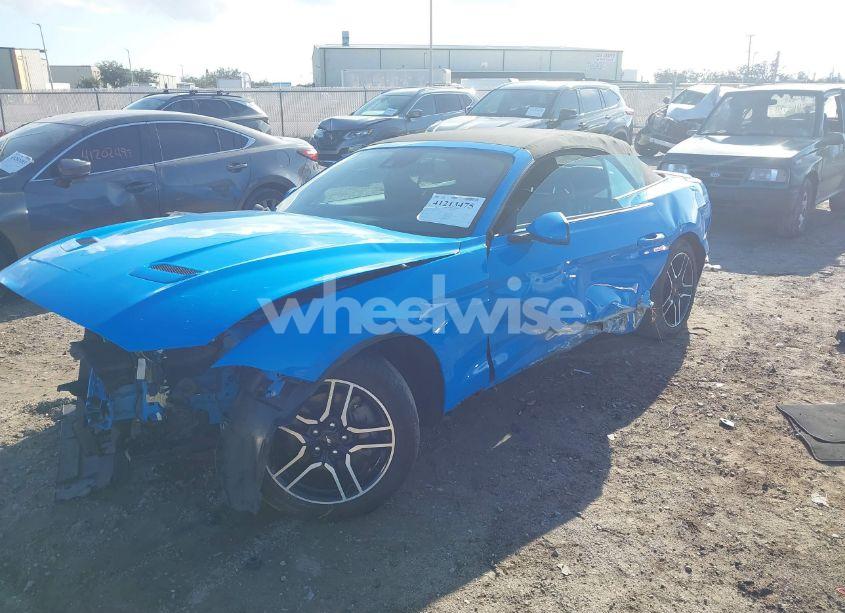 Photo 2 of 2022 Ford Mustang ECOBOOST PREMIUM (VIN 1FATP8UH3N5115991)