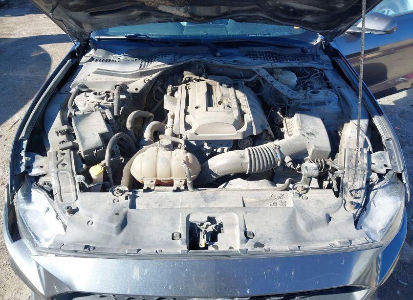 Photo 10 of 2018 Ford Mustang ECOBOOST PREMIUM (VIN 1FATP8UH4J5105805)