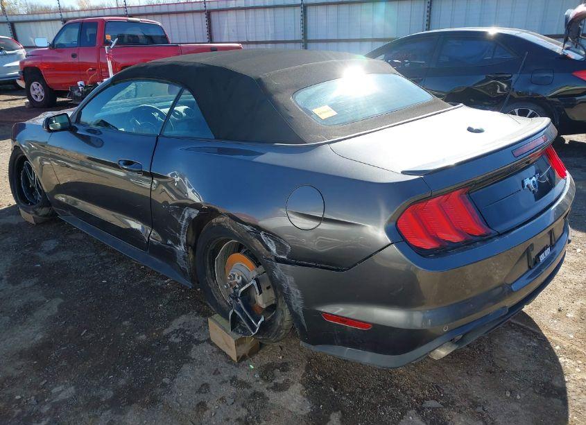 Photo 3 of 2018 Ford Mustang ECOBOOST PREMIUM (VIN 1FATP8UH4J5105805)