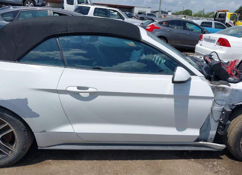 Photo 13 of 2018 Ford Mustang ECOBOOST PREMIUM (VIN 1FATP8UH4J5154972)