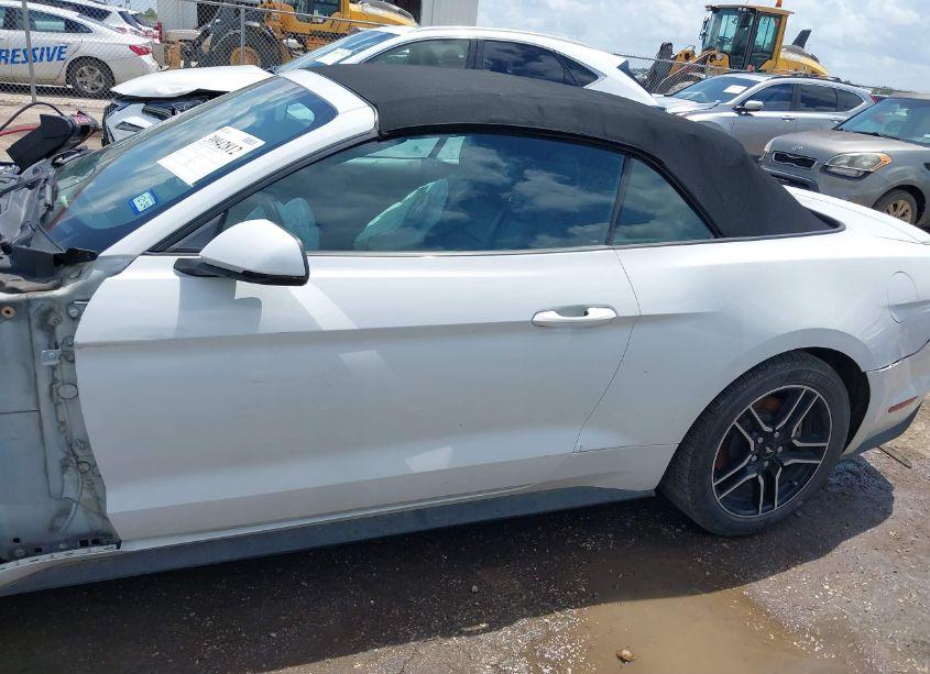 Photo 14 of 2018 Ford Mustang ECOBOOST PREMIUM (VIN 1FATP8UH4J5154972)