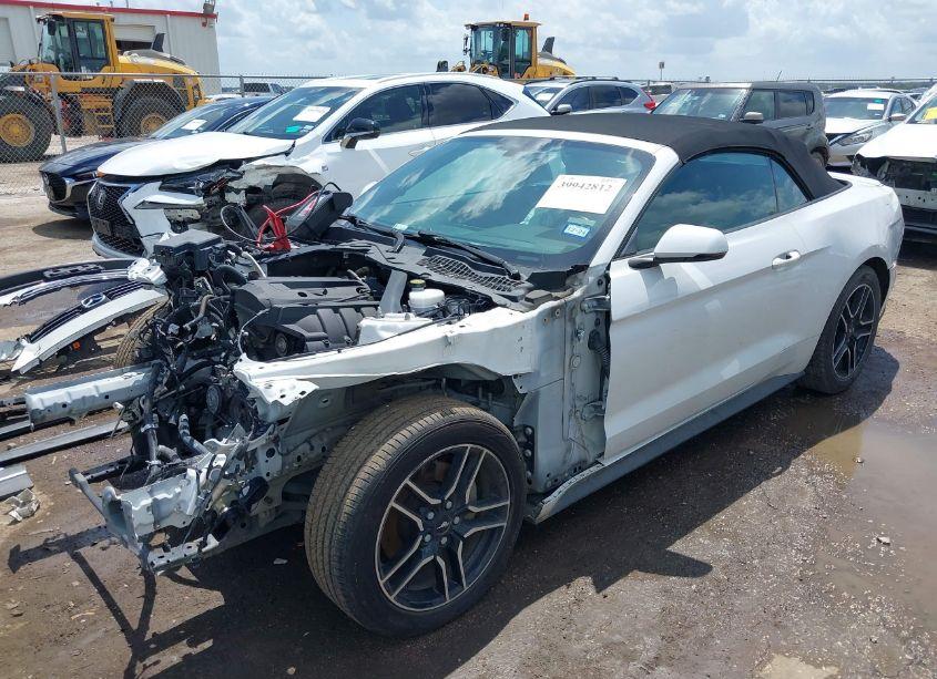 Photo 2 of 2018 Ford Mustang ECOBOOST PREMIUM (VIN 1FATP8UH4J5154972)