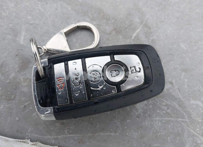 Photo 11 of 2018 Ford Mustang ECOBOOST PREMIUM (VIN 1FATP8UH4J5177006)