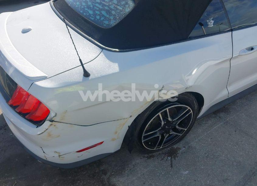 Photo 18 of 2019 Ford Mustang ECOBOOST PREMIUM (VIN 1FATP8UH4K5150468)