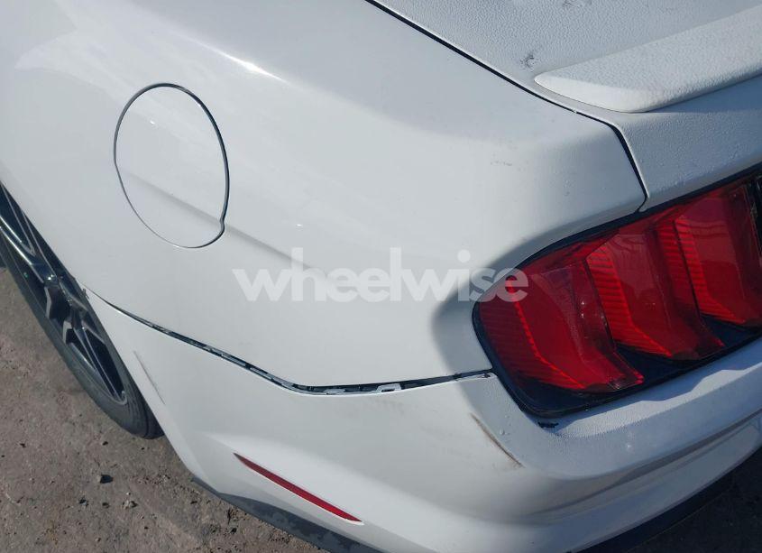 Photo 20 of 2019 Ford Mustang ECOBOOST PREMIUM (VIN 1FATP8UH4K5150468)