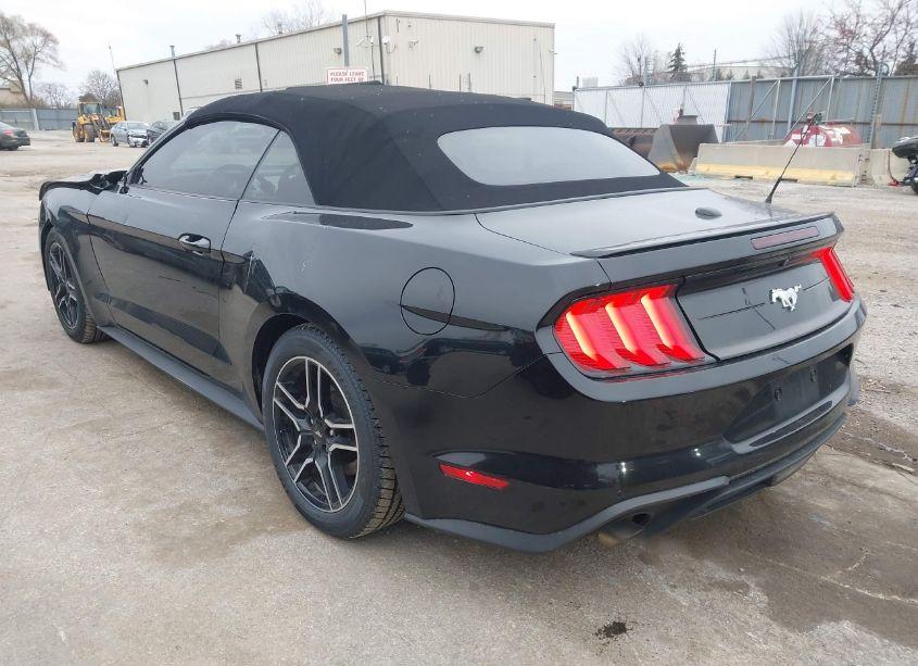 Photo 3 of 2020 Ford Mustang ECOBOOST PREMIUM (VIN 1FATP8UH4L5106052)