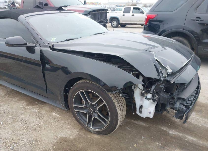 Photo 6 of 2020 Ford Mustang ECOBOOST PREMIUM (VIN 1FATP8UH4L5106052)