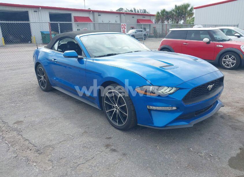 2020 Ford Mustang ECOBOOST PREMIUM (VIN 1FATP8UH4L5138001) main photo