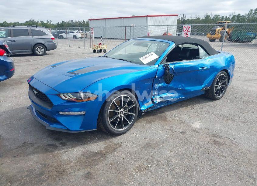 Photo 2 of 2020 Ford Mustang ECOBOOST PREMIUM (VIN 1FATP8UH4L5138001)
