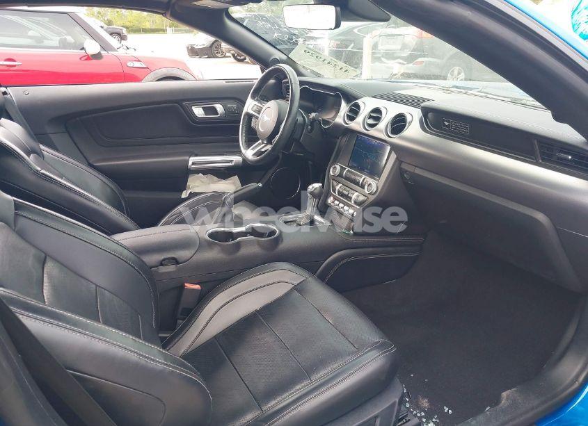 Photo 5 of 2020 Ford Mustang ECOBOOST PREMIUM (VIN 1FATP8UH4L5138001)