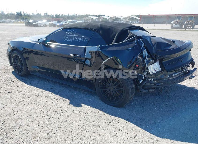 Photo 3 of 2021 Ford Mustang ECOBOOST PREMIUM (VIN 1FATP8UH4M5116114)