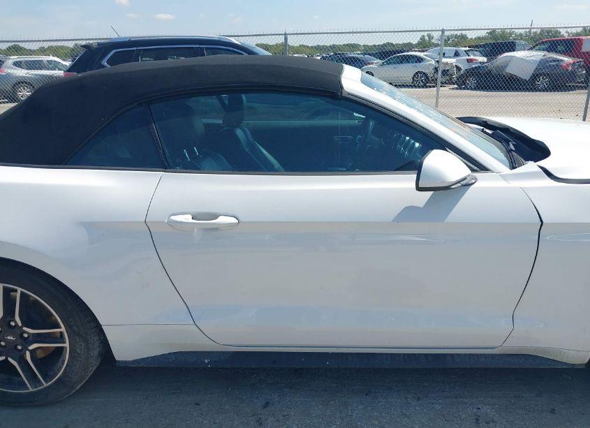 Photo 13 of 2021 Ford Mustang ECOBOOST PREMIUM (VIN 1FATP8UH4M5124312)