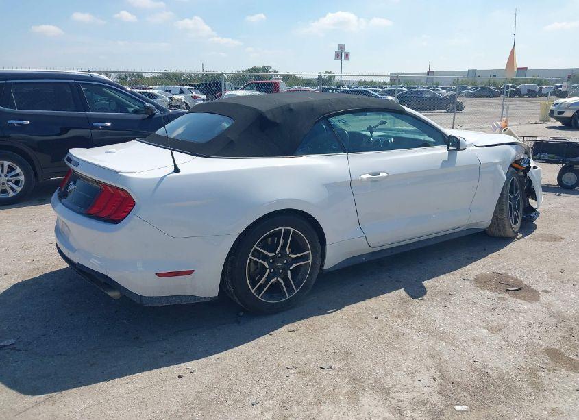 Photo 4 of 2021 Ford Mustang ECOBOOST PREMIUM (VIN 1FATP8UH4M5124312)