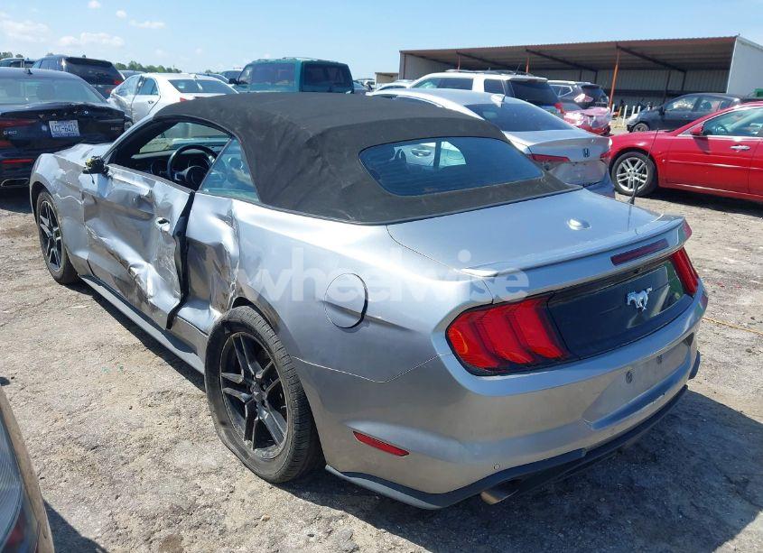 Photo 3 of 2021 Ford Mustang ECOBOOST PREMIUM (VIN 1FATP8UH4M5124553)