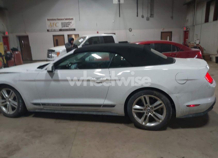 Photo 13 of 2021 Ford Mustang ECOBOOST PREMIUM (VIN 1FATP8UH4M5138923)