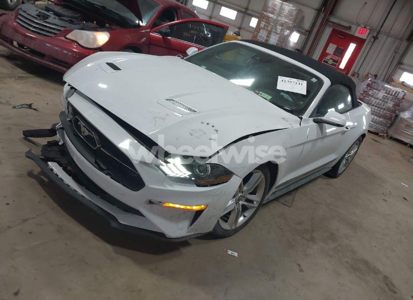 Photo 2 of 2021 Ford Mustang ECOBOOST PREMIUM (VIN 1FATP8UH4M5138923)