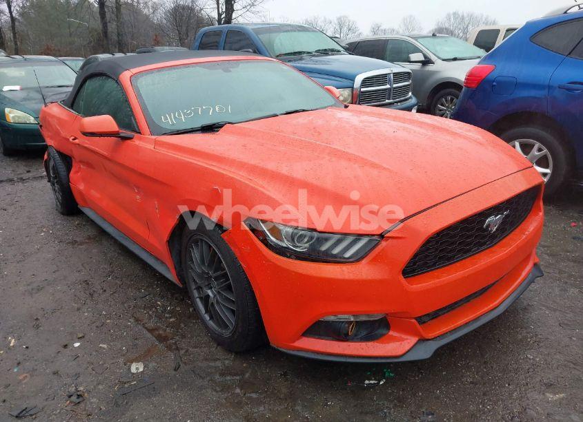 2015 Ford Mustang ECOBOOST PREMIUM (VIN 1FATP8UH5F5392644) main photo