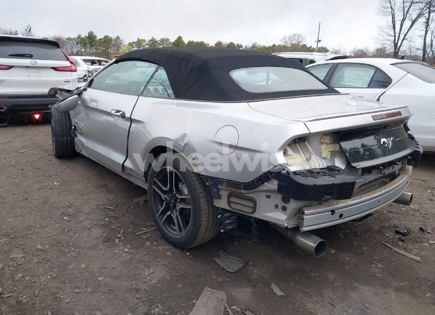 Photo 3 of 2019 Ford Mustang ECOBOOST PREMIUM (VIN 1FATP8UH5K5172348)