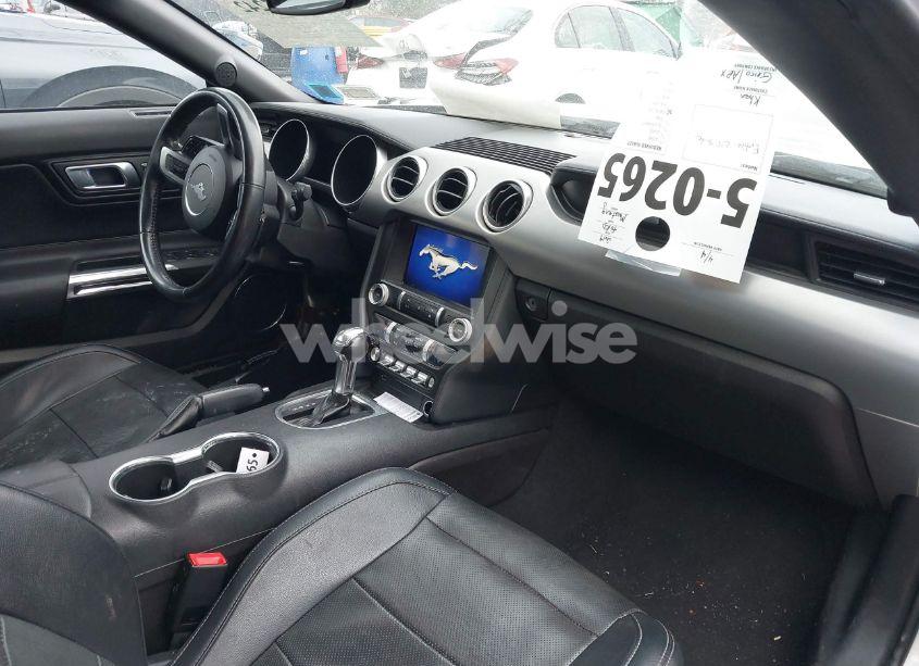 Photo 5 of 2019 Ford Mustang ECOBOOST PREMIUM (VIN 1FATP8UH5K5172348)