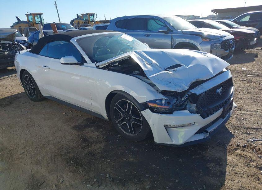 2020 Ford Mustang ECOBOOST PREMIUM (VIN 1FATP8UH5L5180130) main photo