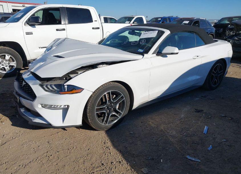 Photo 2 of 2020 Ford Mustang ECOBOOST PREMIUM (VIN 1FATP8UH5L5180130)