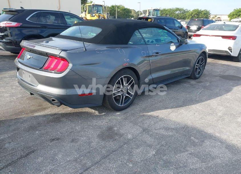 Photo 4 of 2022 Ford Mustang ECOBOOST PREMIUM (VIN 1FATP8UH5N5104538)